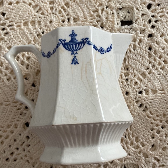 Castleton China Independence Ironstone White Blue Creamer and sugar set as is - Picture 6 of 10
